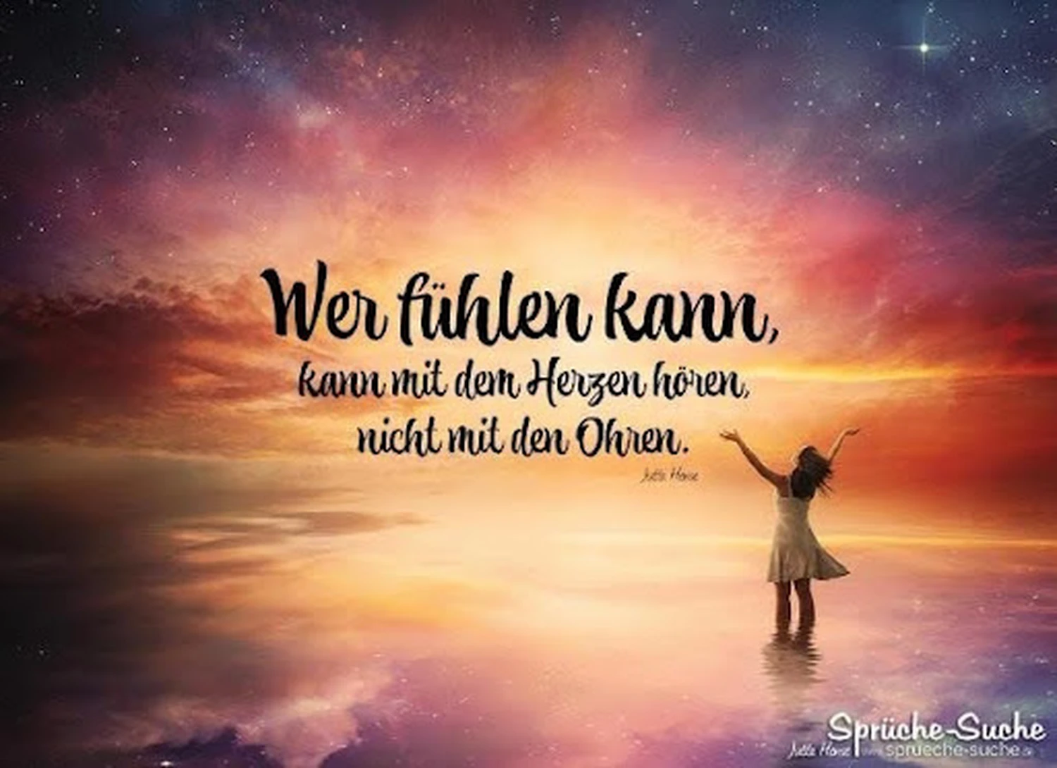 Awakening Touch – Coach – Frau mit erhobenen Armen im Wasser unter dem Sternenhimmel 